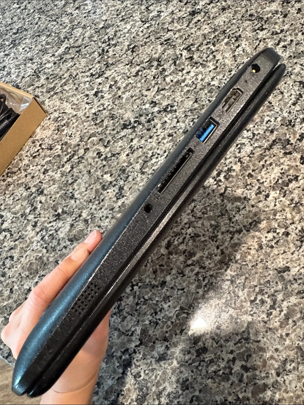 Lenevo Chrome Laptop with Brandnew Charger